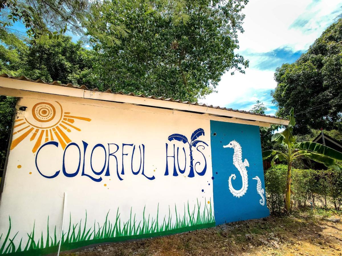 Colorful Hut Hotel Ko Pha Ngan Exterior photo